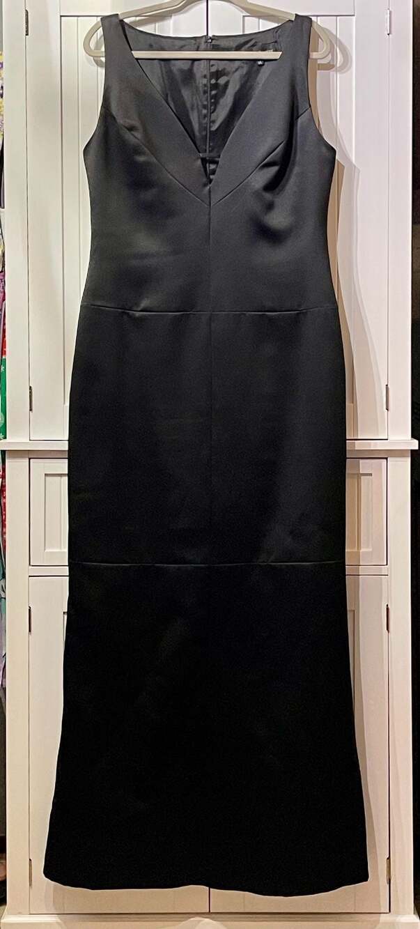 A.B.S. Evening by Allen Schwartz Black Sleeveless V-Neck Gown Size 14